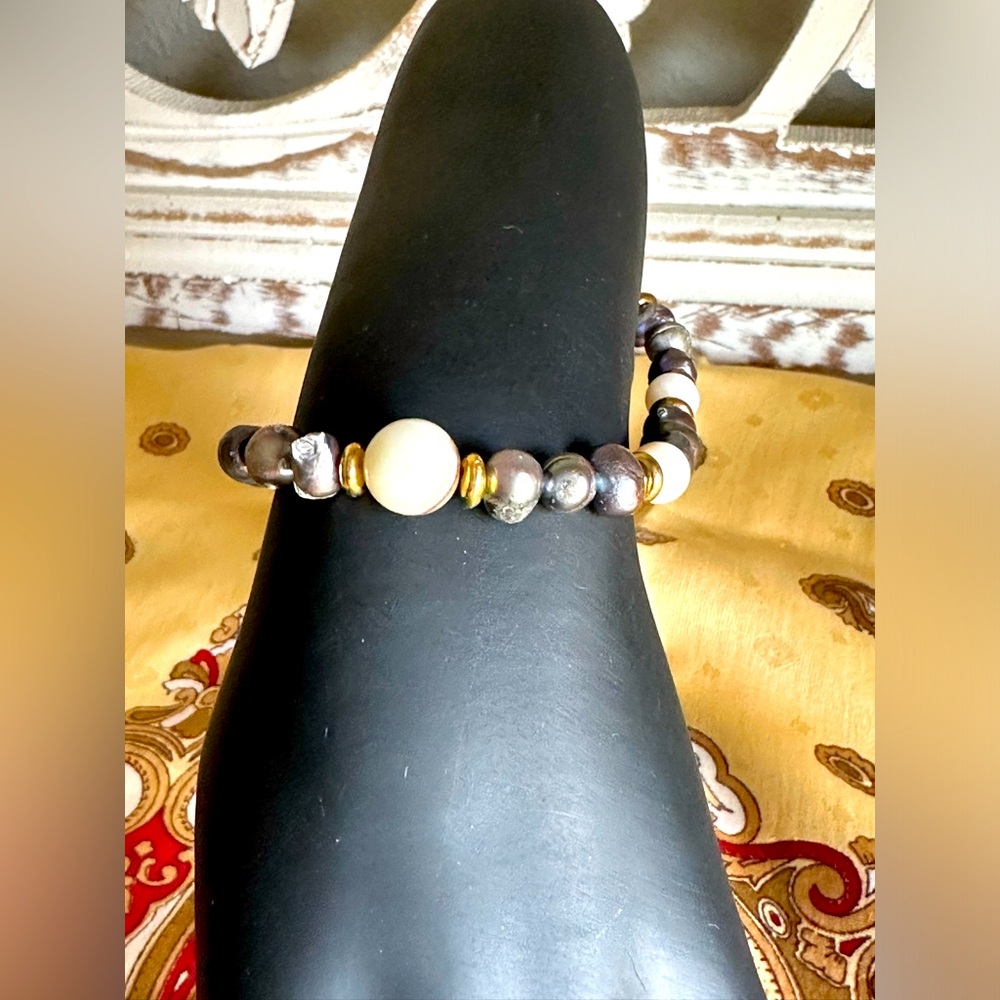 Grey Pearls with Gorgeous Cream Glass Beads and Gold